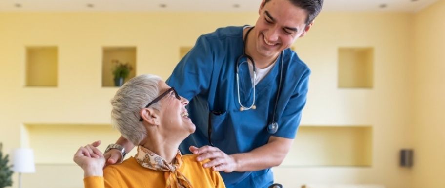 Atendimento Home Care: a importância de acompanhar o paciente de perto Atendimento home care