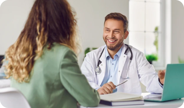 Promoção Médica Geração de Demanda, médico conversando com a paciente